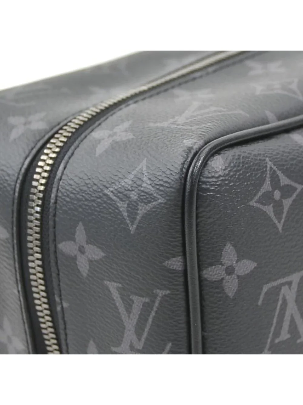 Louis Vuitton Clutch Monogram Eclipse Rocker Dopp